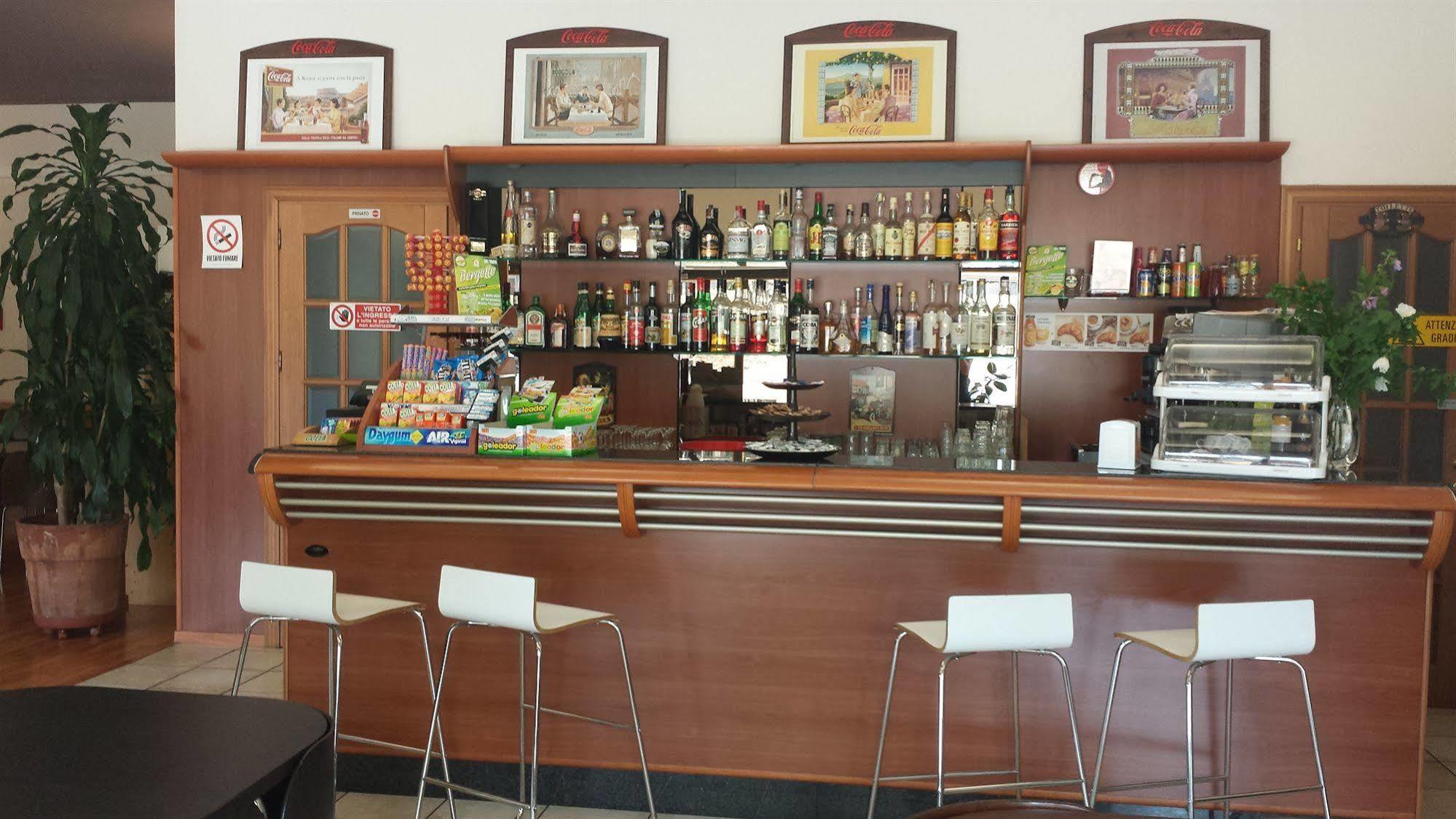 Hotel Firenze Saronno Kültér fotó